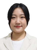 呉穎盈先生